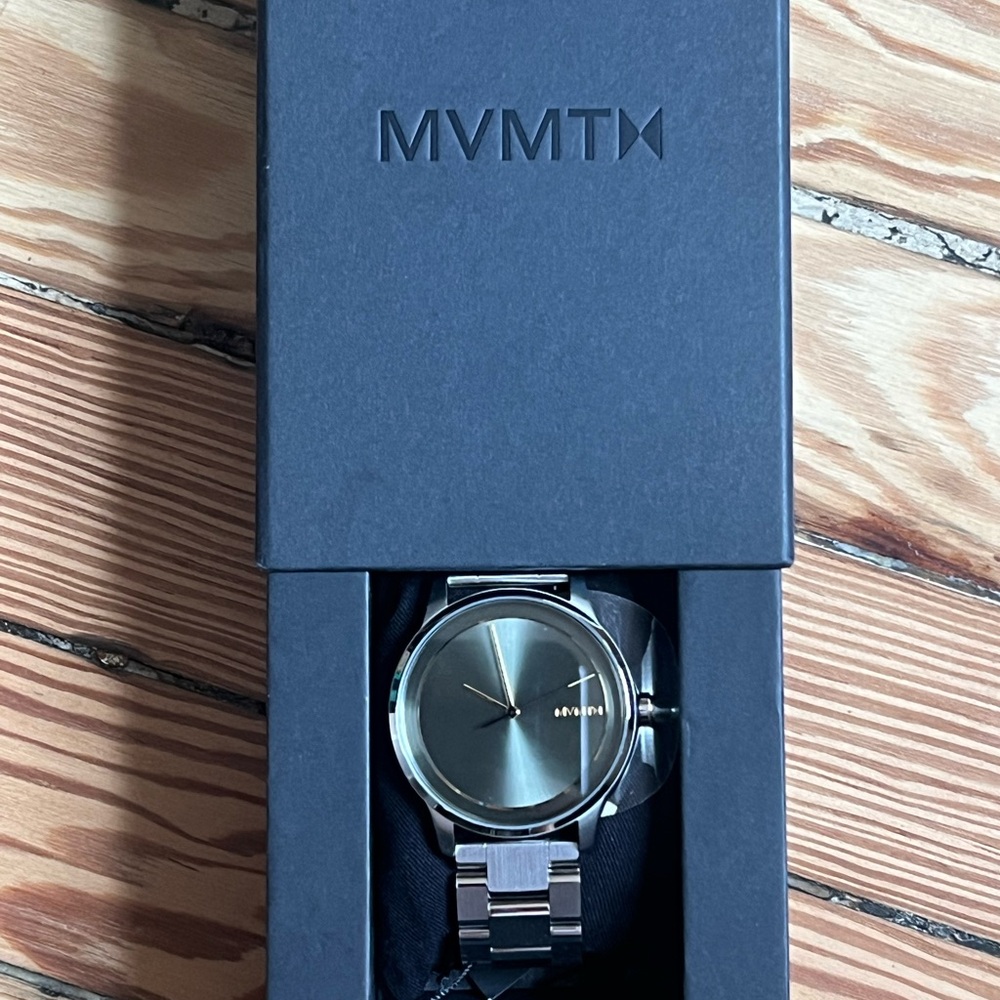 MVMT Men’s Silver Watch with Gray Sunray Dial